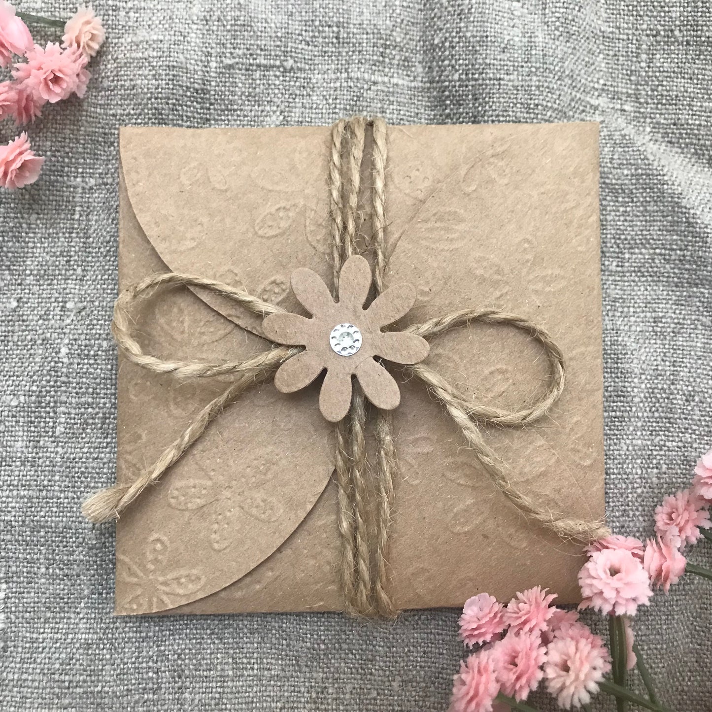 Exquisite Floral Embossed Petal Envelope Gift Wrap Set